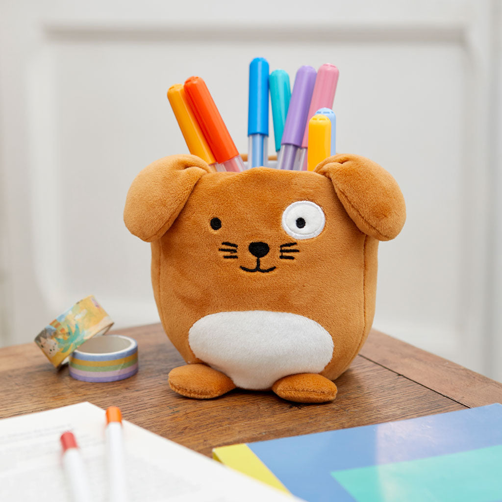 Woof! Fluffy pen holder