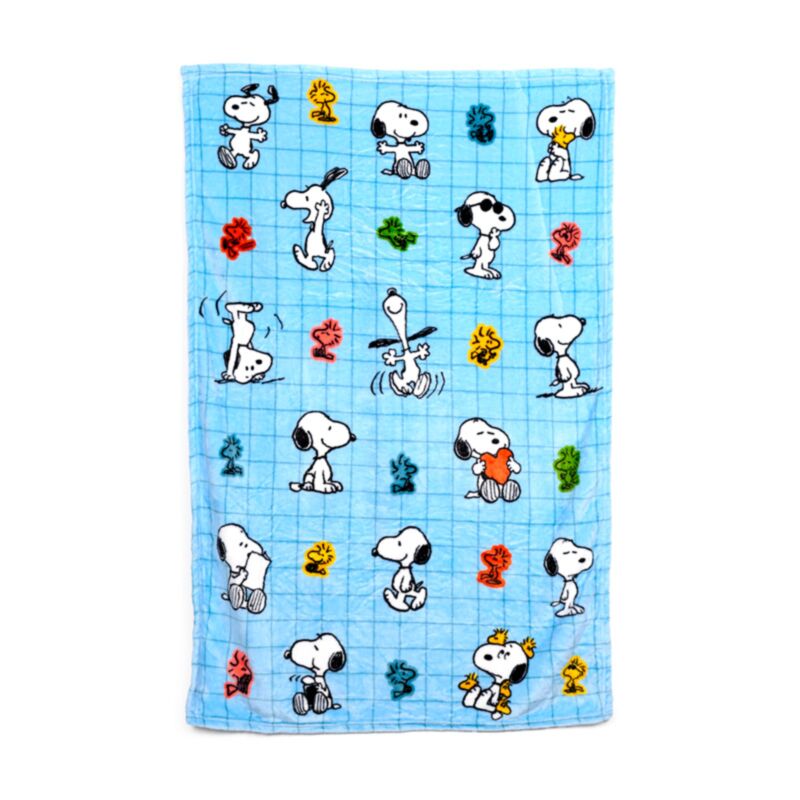 Blankeazzz Peanuts Snoopy & Woodstock 2-in-1 Plush Toy & Travel Blanket 
