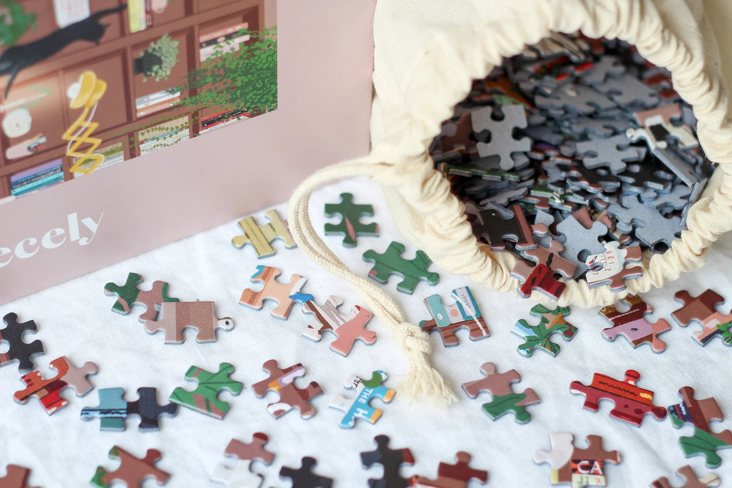 Puzzle Piecely Reading Room, 1000 pieces.